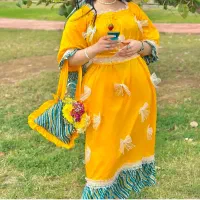 دوخت انواع  لباس مجلسی مخور و نخی درکمترین زمان