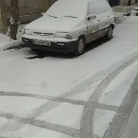سلام کارگر نانوایی برای پنجه زدن