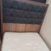 تخت یک نفره به همراه تشک