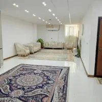 فروش-حیاط-مجزا-طبقه-بالا