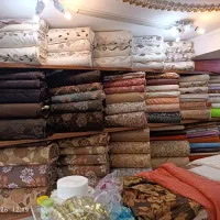 فروش یکجا تعدادی طاقه های تور و پارچه های پرده ای