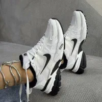 V2knew whitepink