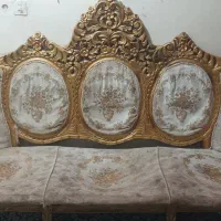 مبل طلایی