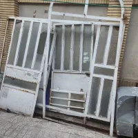 پنجره اهنی