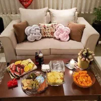 مبلمان هفت نفره و میز ناهارخوری شش نفره