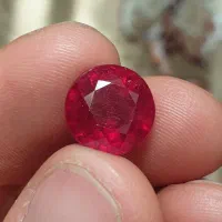 نگین جواهر یاقوت سرخ معدنی شناسنامه دار