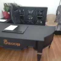 چند نفر تراکت پخش کن