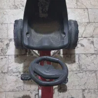 ماشین چهارچرخ پدالی