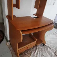 میز کامپیوتر  چرخ دار