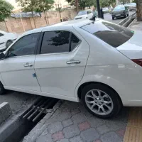 ماشین بی رنگ بی نقطه