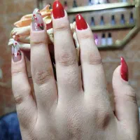 ناخن کار شینیون