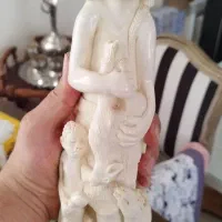 مجسمه عاج قدمت دار