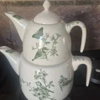 یک ست کتری و قوری
