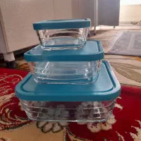 سه تیکه شیشه درب دار