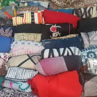 تعداد زیادی روسری و شال ۹۰هزار