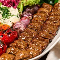 استخدام تخته کار آشنا به منقل زغالی