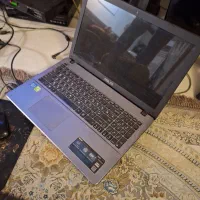 لب تاب ایسر
