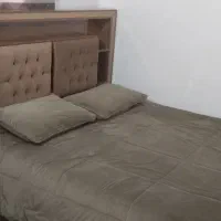تخت شیک و تمیز