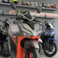 اسکوتر طرح‌ کلیک ۱۵۰ ترمز abs با کلاه هدیه