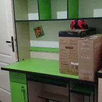 میزتحریر با کتابخانه ملامینه