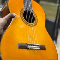 گیتار یاماهاc70 در حد نو با جعبه