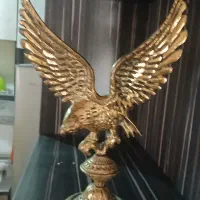 مجسمه عقاب برنجی