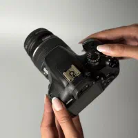 دوربین CANON 1300D با لنز 18-55 آلمانی