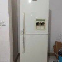 یخچال و فریزر نیکسان در حد نو