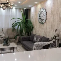 گلدان گل ذرتی