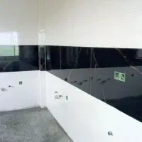 کاشی کاری ونماکاری،و پیچ و رولپلاک ساختمان