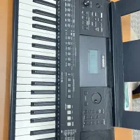 کیبورد یاماها مدل PSR-E463