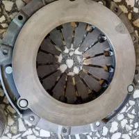 تعدادی لوازم یدکی