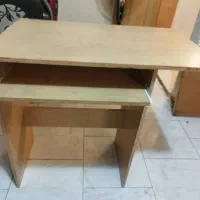 دو عدد میز کامپیوتر سالم