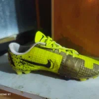 کفش فوتبال استوک دار
