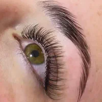 کلیه خدمات آرایشی و زیبایی و آموزش تخصصی