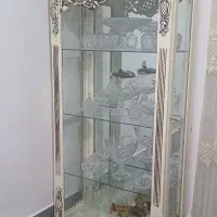 بوفه بسیار زیبا و سالم