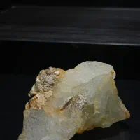 سنگ آکوامارین اصل معدنی