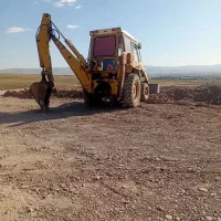 خدمات خاکبرداری.خاکریزی.کانال .استخر.