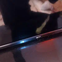 تلویزیون با میز