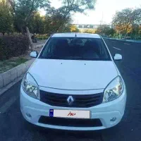 رنو ساندرو اتوماتیک مدل 95 بی رنگ
