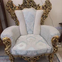 مبل سلطنتی ۹ نفره  چوب راش ورق طلا تشک دوبل