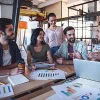 تیم تولید محتوای اینستاگرام و یوتیب هستیم