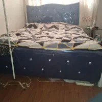 تخت دو نفره فلزی در حد نو