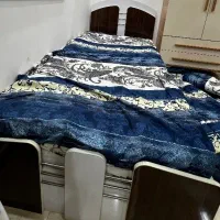 تخت یک نفره