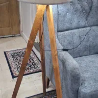 چراغ خواب و آباژور ایستاده