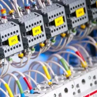اجرای تاسیسات الکتریکی و صنعتی