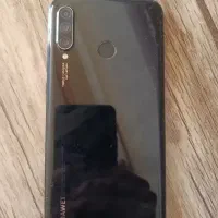 گوشی P30lite در حد نو (مفت)