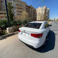 سراتو اتومات ۲۰۰۰ مدل 1395