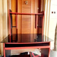 میز کامپیوتر و تحریر