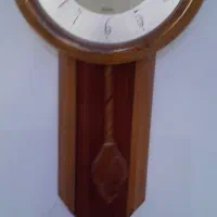 سلام دو عدد ساعت دیواری ارزنده